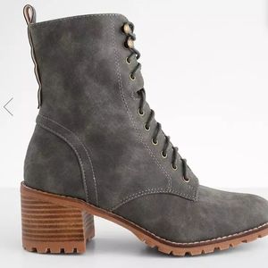 Beast Lace and Zip Side Grey Combat Boots Sz 8.5